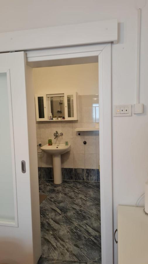 Rooms Verda Senj  Eksteriør billede