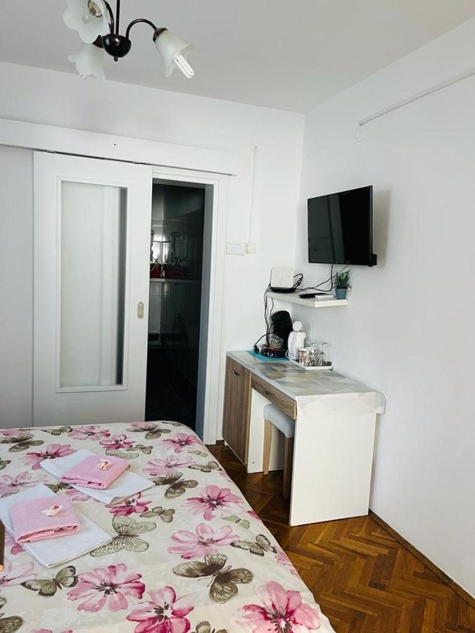Rooms Verda Senj  Eksteriør billede